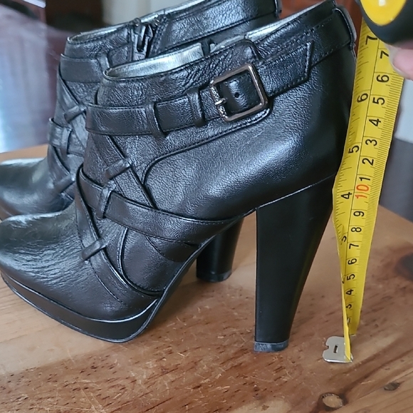 New Calvin Klein Black Leather Platform Stilleto Boots Size 7 - Picture 3 of 5